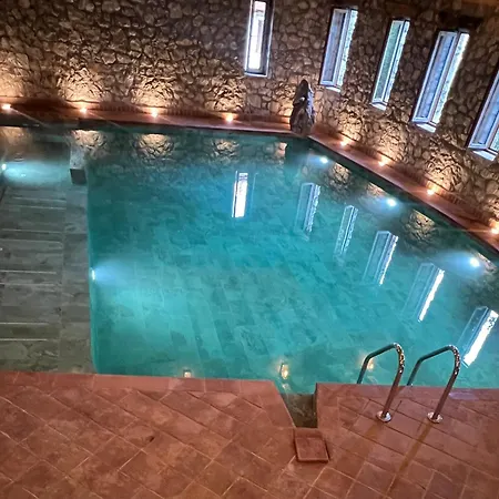 Kulla E Arte 3* Razëm