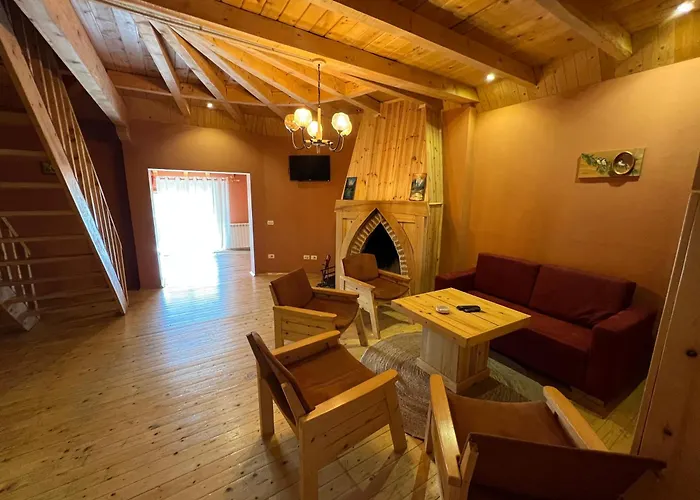 Kulla E Arte 3* Razëm