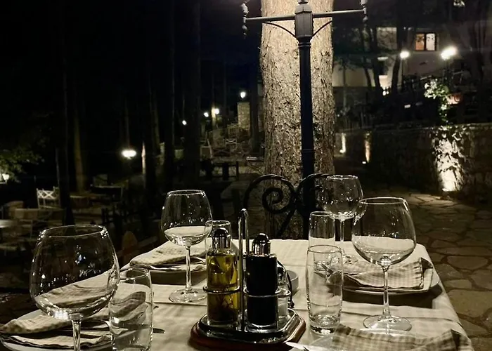 Hotel Kulla E Arte 3*