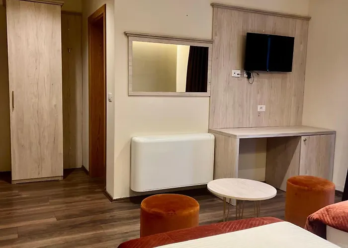 Hotel Kulla E Arte 3*