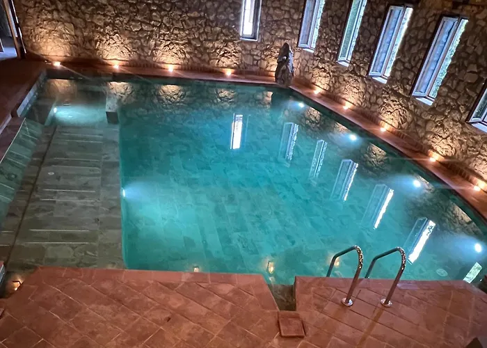 Kulla E Arte 3* Razem